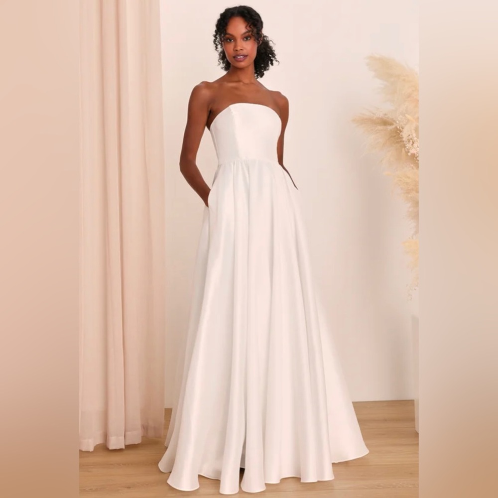 NWT Wedding gown, Revel in the Magic White Strapless Maxi Dress With Pockets XS